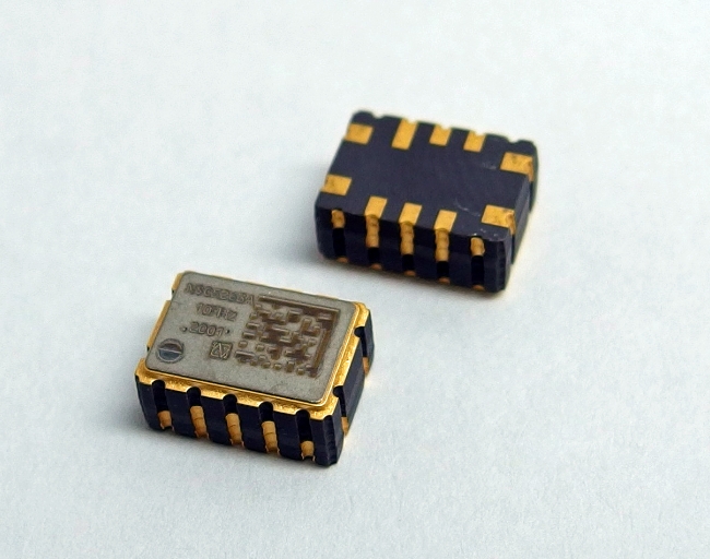 【5G基地局向け高温対応（＋95℃）の世界最小クラス7×5mmサイズOCXO　NH7050SA】